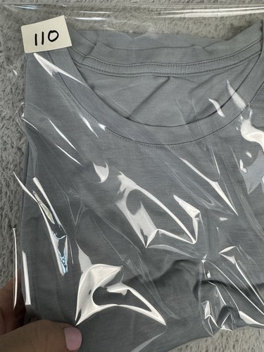 Vuori Shirt Mens XXL Blue Grey Tradewind Performance Tee Stretch Preppy Logo - Picture 9 of 11
