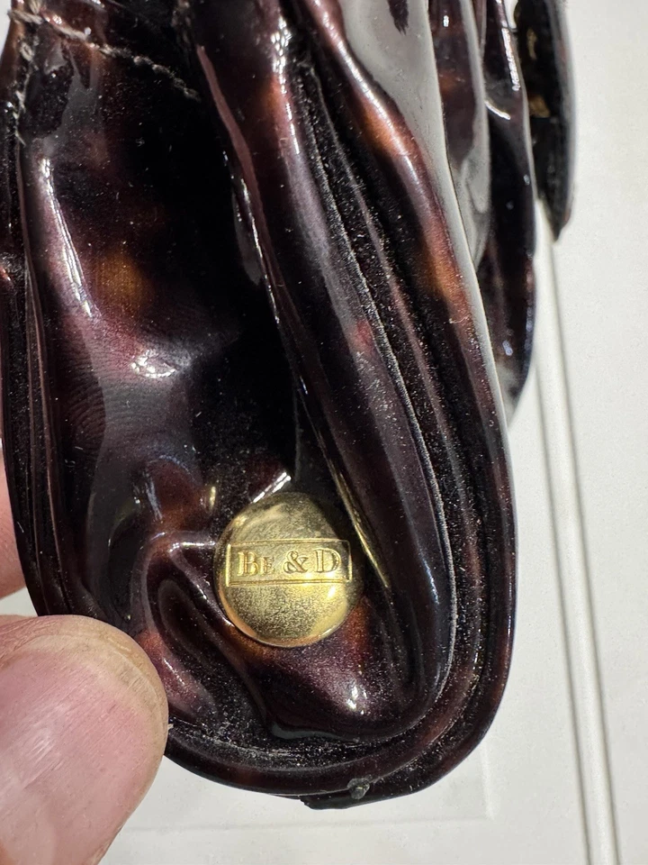 Bolso sin asas plegable de cuero con caparazón de tortuga charol BE & D hebilla dorada Foto 4 de 4