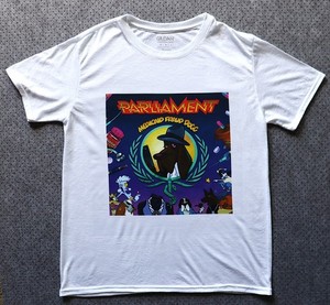 PARLLAMENT LIVE 2016 両面プリント　Tシャツ　P-FUNK PARLLAMENT LIVE 2016 両面プリント Tシャツ P-FUNK - メルカリ