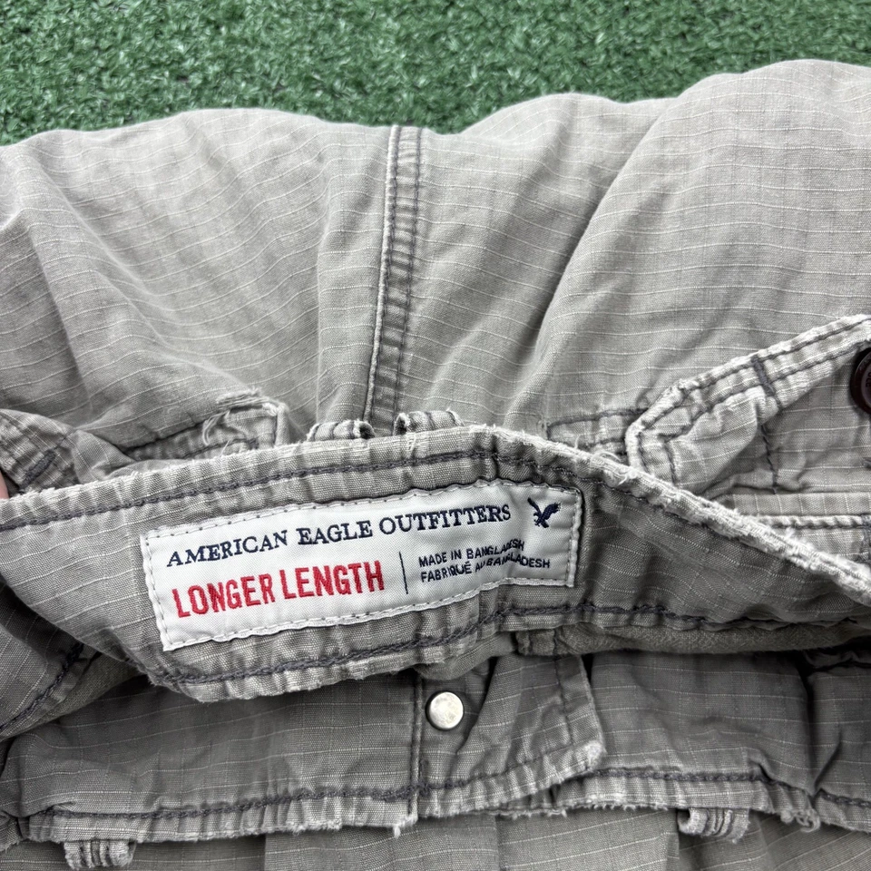 Short masculino antigo Abercrombie & Fitch carga 34 cinza desbotado paraquedista desgastado Y2K - Imagem 3 de 4