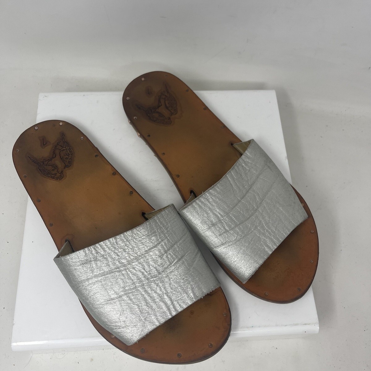 Beek mockingbird 2025 slide sandals