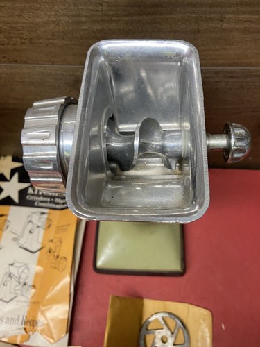 Vintage RIVAL GRIND O MAT Meat Grinder Food Chopper Model 303 Box Avocado Green - Picture 7 of 20