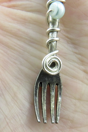 Wire Wrapped Beaded Silvertone Fork Pendant Necklace Handmade Fashion Jewelry - Picture 8 of 15