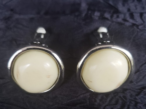 Vintage RALPH LAUREN Silver White Stone Round Button Clip-On Earrings - Picture 1 of 2