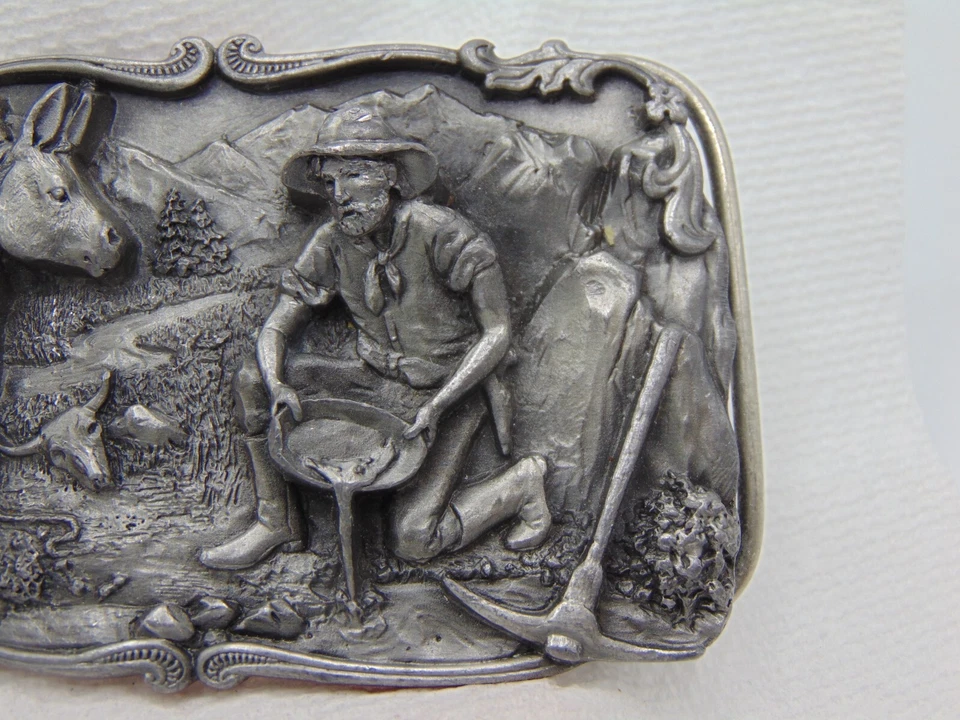 SISKIYOU B-10 ARROYO GRANDE STRIKING IT RICH GOLD PANNING HEBILLA DE CINTURÓN 3D VINTAGE Foto 4 de 4