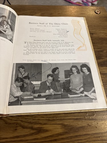Waco High School 1945 Daisy Chain Jahrbuch, Waco TX - Bild 12 von 16