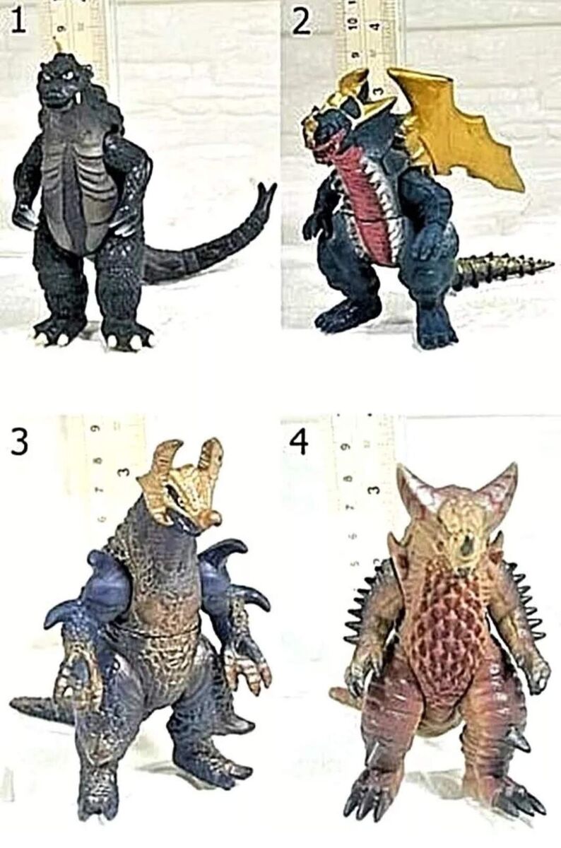 RARE VINTAGE ULTRAMAN KAIJU MONSTER ALIEN SOFT VINYL FIGURE RARE VINTAGE ULTRAMAN KAIJU MONSTER ALIEN SOFT VINYL FIGURE