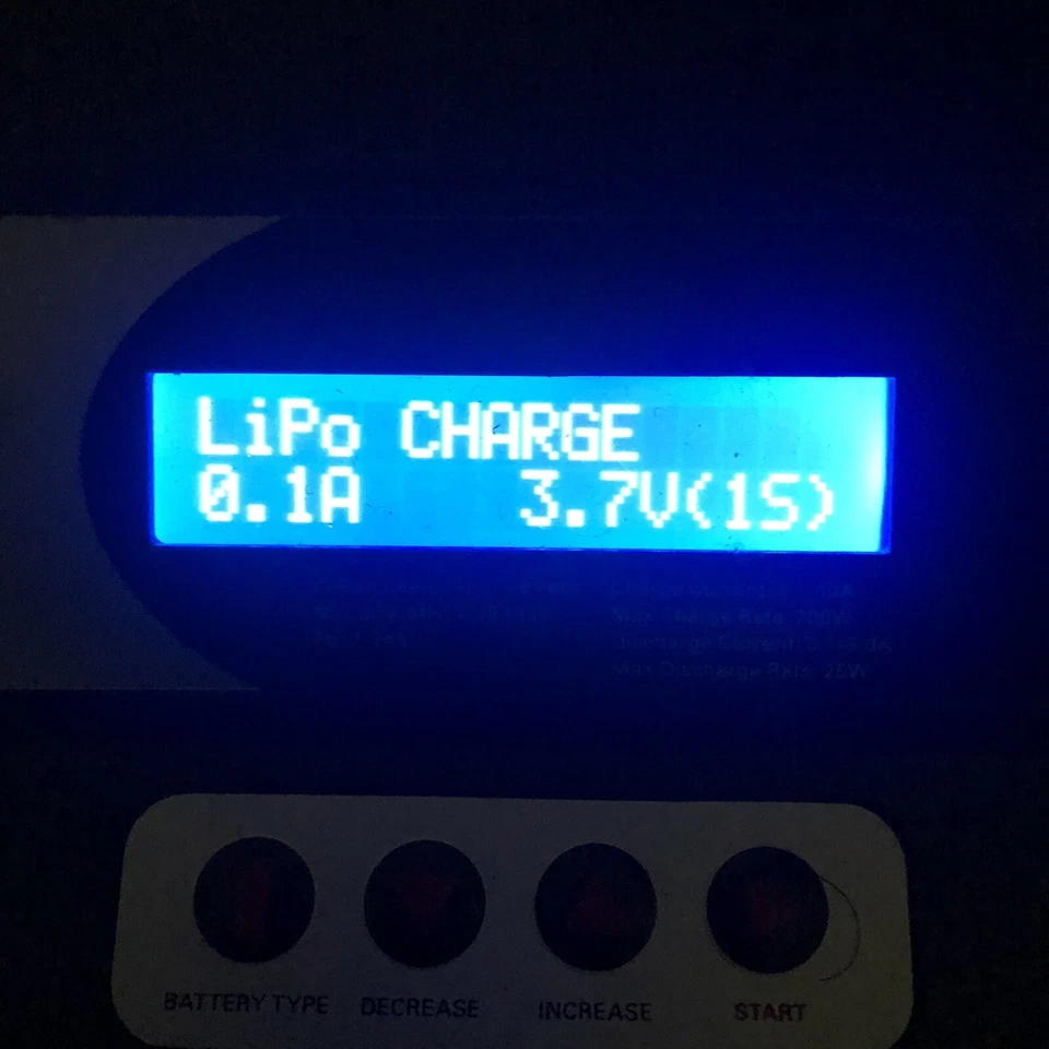 Dynamite Passport Ultraforce 200W Multicharger Tested Turns On As Is BD - Image 4 of 4