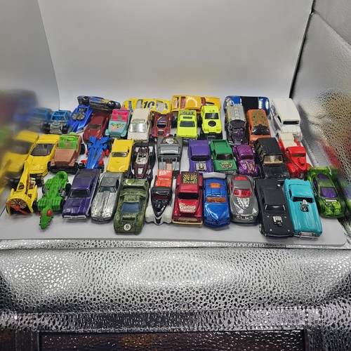 LOT OF 38 HOT WHEELS MODERN VINTAGE LOOSE VARIOUS CONDITIONS Red Line