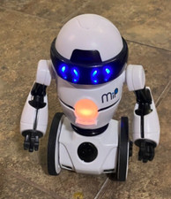 WowWee - MiP the Toy Robot - White - used in excellent condition