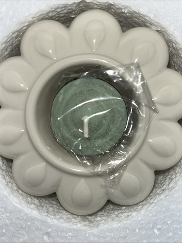 LENOX Easter Tea Light Votive Flower NIB Candle Holder New & Unused - Picture 4 of 7