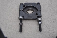 SNAP ON BEARING SEPARATORS CJ950 2-3/8" And 4-1/2 CJ951