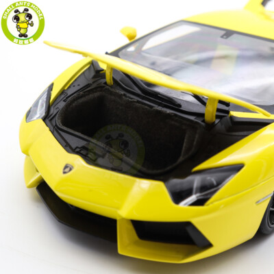 1/18 Lamborghini Aventador LP700-4 LP700 Welly FX Yellow