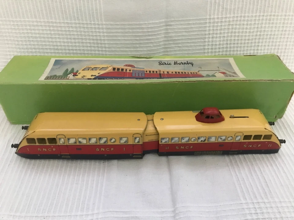 AUTORAIL HORNBY BUGATTI JEP ELECTRIQUE AVEC BOITE - Photo 2/4