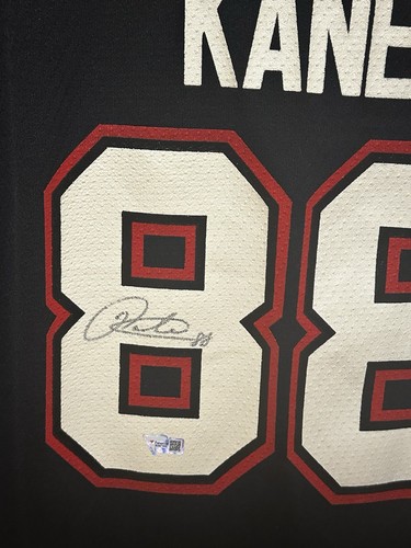 CAMISETA PATRICK KANE NHL CHICAGO BLACKHAWKS REEBOX FIRMADA AUTOGRAFIADA CERT. B/O - Imagen 3 de 5