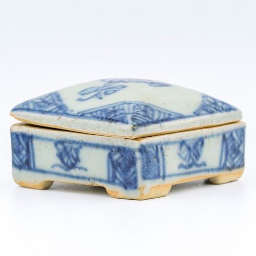 Antique Chinese Porcelain Box and Cover Blue White Qing Dynasty 19th Century - Picture 6 of 15