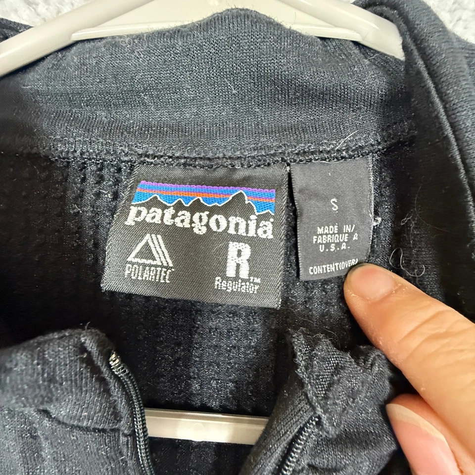 Patagonia Polartec Fleece Vest Black Quarter Zip Sleeveless Men's Small - Image 3 of 4