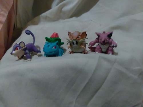 Set Of 4 Tomy Pokemon Figurines - Picture 5 of 10