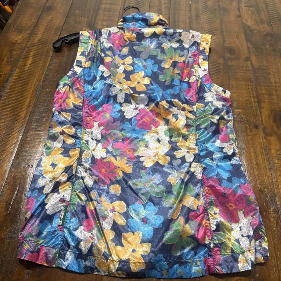 Women’s Chervo Floral Golf Vest Women's Size M - Image 3 of 3