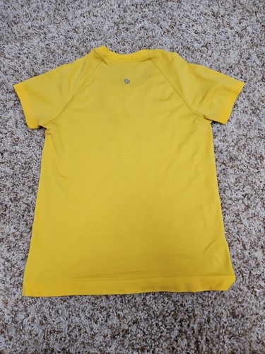 LULULEMON Short Sleeve Swiftly - SIZE 4 Perfect Condition Yellow Color - Picture 2 of 5