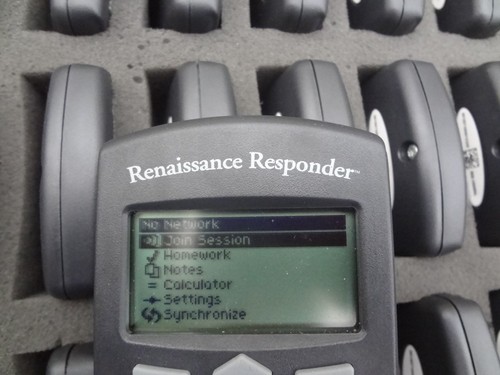 Juego Completo Renaissance Classroom Responder RES-1001, Receptor REC-100 con Bolsa - Imagen 4 de 9