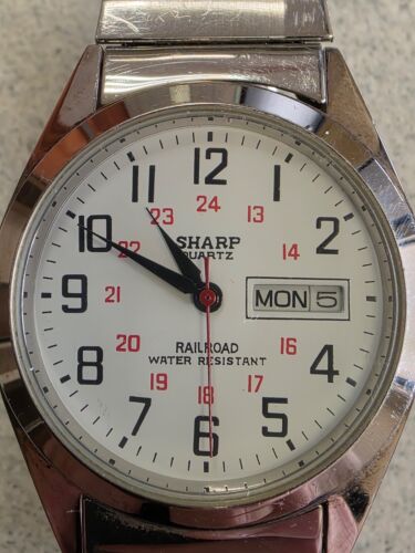 Excellent Condition Sharp Men's Vintage Railroad Approved Watch - Picture 2 of 7