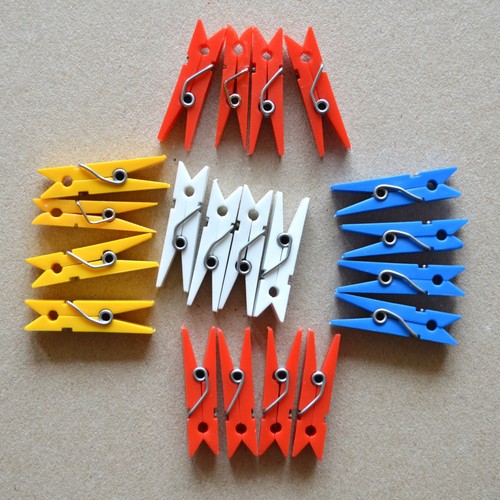 Kunststoff Klammer 4 Farben 35x6 mm Deko Klammer Wäscheklammer mini Clip 20Stück