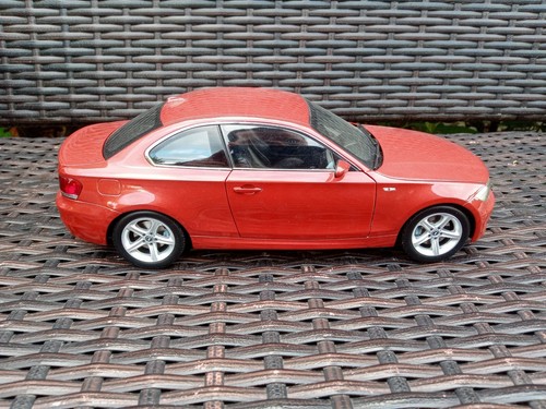 1:18 BMW 135i 1er Coupe E82 Sedona rot metallic in Kyosho- OVP RAR TOP Miniatur - Bild 7 von 11