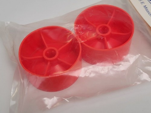 Vintage Team Losi Glue On Front Rims WILD RED Jrx2 Vintage 2wd Buggy A-7022 - Picture 4 of 4