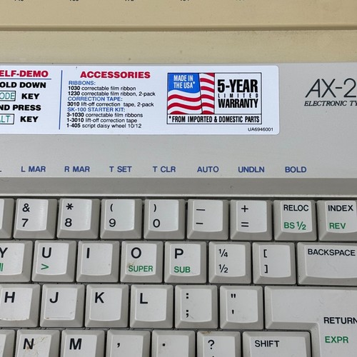 Brother AX-250 tragbare elektronische Schreibmaschine manuelle Tastatur mit Abdeckung getestet - Bild 18 von 22