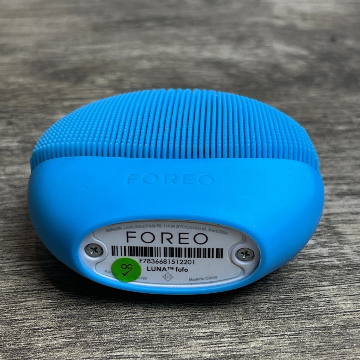 Foreo Luna fofo Blue Cool 2-in-1 Smart Facial Cleansing Brush