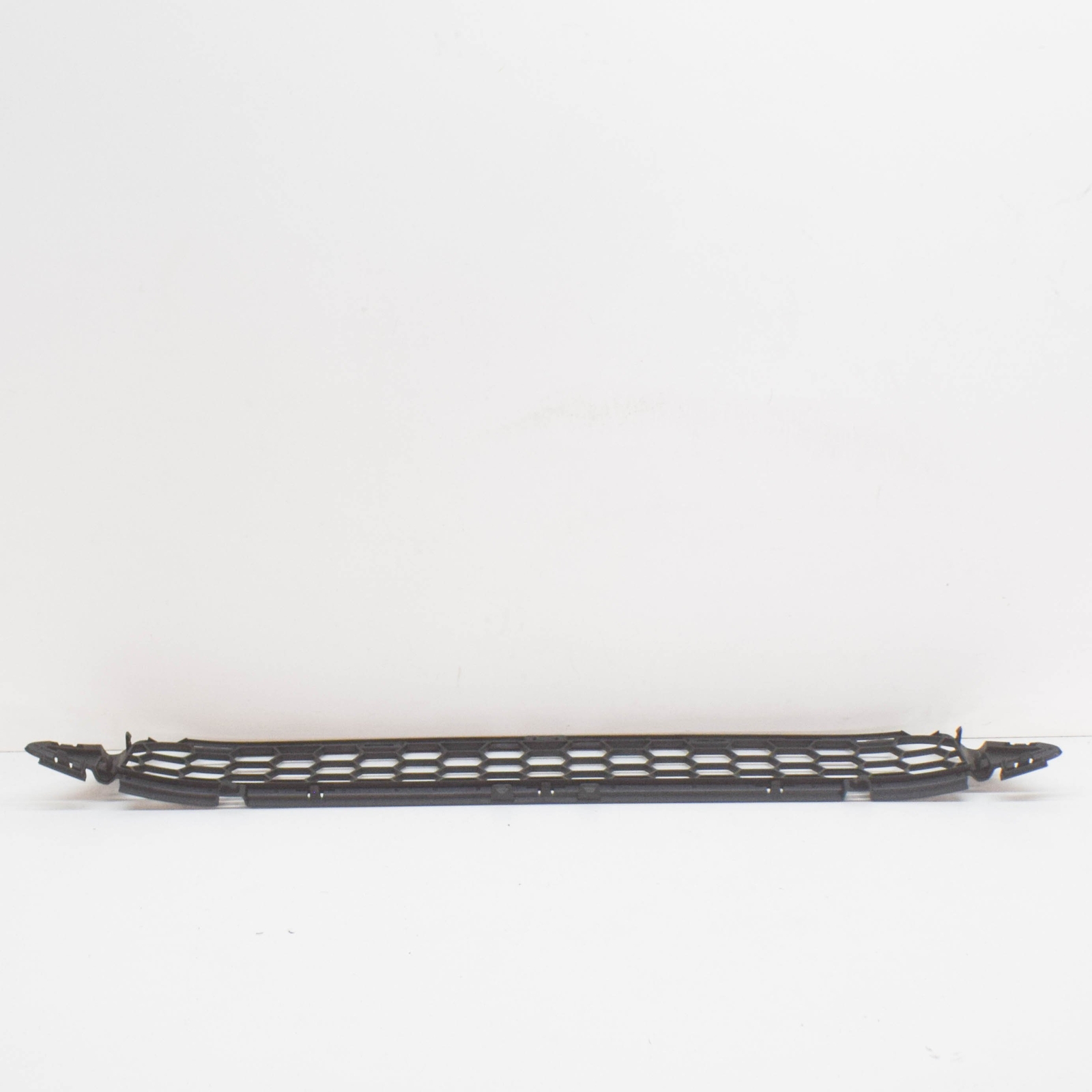 Volvo V60 R Design Front Bumper Lower Grille 31383148 Genuine for 