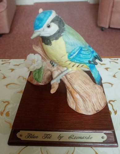 Blue Tit Leonardo Collection Porcelain Figurine - Picture 3 of 3