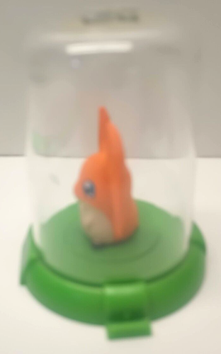 Tarjeta estampada holográfica 1999 + figura de Patamon de 2" Digimon Digital Monsters a juego - Imagen 7 de 13