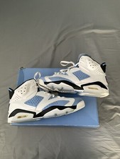 Size 11 - Jordan 6 Retro Mid UNC Home