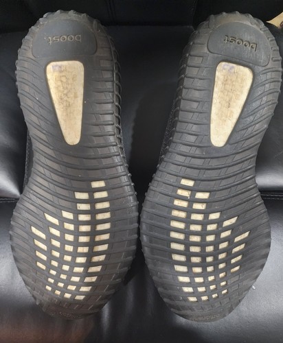 Adidas Yeezy Boost 350 v2 BLACK REFLECTIVE Size 12 Men's - Picture 4 of 6