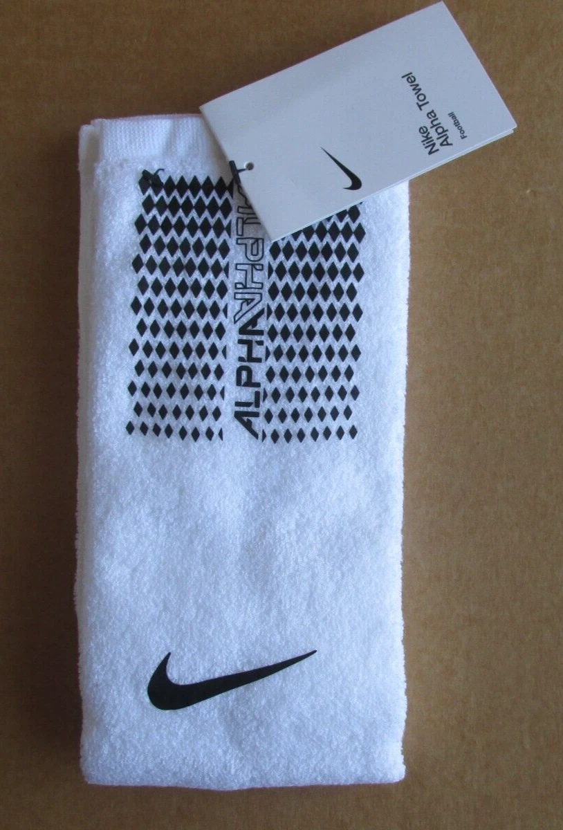 Black nike hotsell football towel