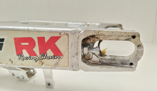 Brazo basculante trasero Honda CRF 250 R 2004-09 subconjunto rueda cadena eje Piwot - Imagen 3 de 9