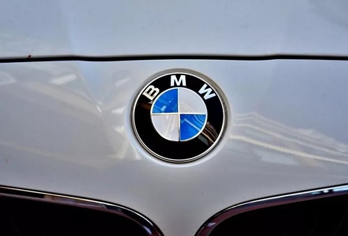 Emblema posteriore BMW 82mm E87 E81 E63 - Foto 5 di 9