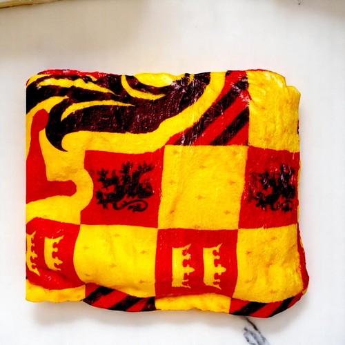Harry Potter Gryffindor Plush Throw Blanket Soft Fleece Officially Licensed - Picture 4 of 8