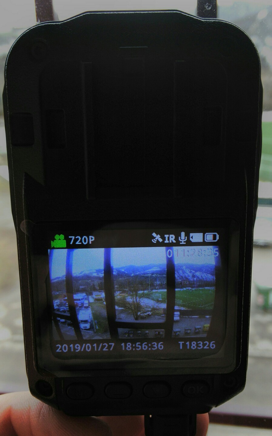 Foto 4 di 5