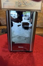 WINE ENTHUSIAST 2720307 Wine Cooler For 6 Bottles IN Good Working Condition