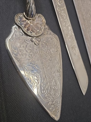 MCM Silverplated Royal Crown Cake Pie Server Trowel Knife Ornate Vtg.  - Picture 3 of 12