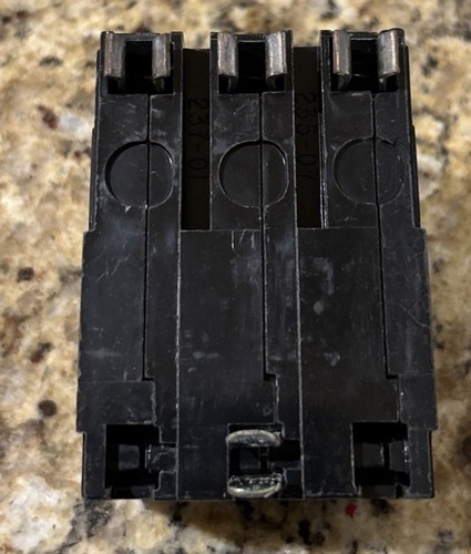 INTERRUTTORE QUADRATO D QO320 TIPO QO 3-P 20A 240V. COMMERCIALE TRIFASE - Foto 3 di 4