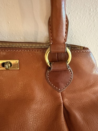 J.CREW BROWN GENUINE LEATHER TWO COMPARTMENTS HOBO SHOULDER BAG HANDBAG PURSE - Picture 2 of 10