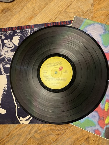 VINTAGE ORIGINAL ROLLING STONES EMOTIONAL RESCUE 12" VINYL WITH POSTER 1980 - Picture 3 of 8