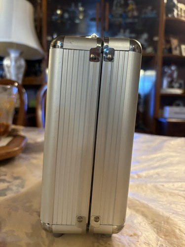 Cardinal's Mexican Train Dominoes - Double 12 with Trains & Hub - Aluminum Case - Picture 3 of 13