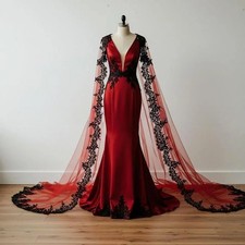 Burgundy Gothic Wedding Dresses Medieval Lace Appliques With Shawl Bridal Gowns