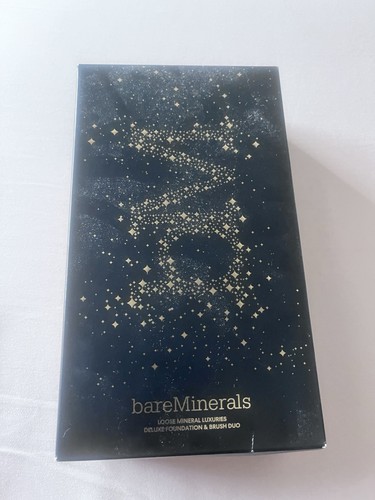 BareMinerals  Deluxe Foundation with brush - Medium Biege - Picture 1 of 4