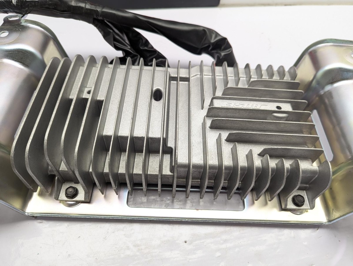 NISSAN ELGRAND MK3 E52 2009 - 2023 BOSE AMPLIFIER UNIT 81791